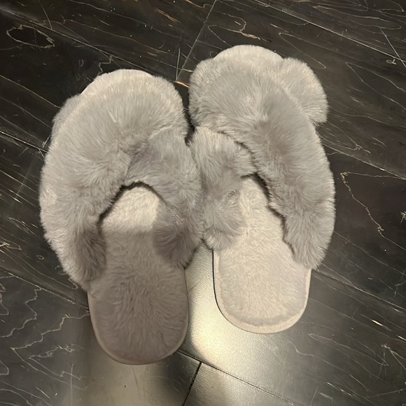 Metog Women's Fuzzy Slippers House Slippers Cross Band Outdoor Soft Open Toe - Picture 4 of 8